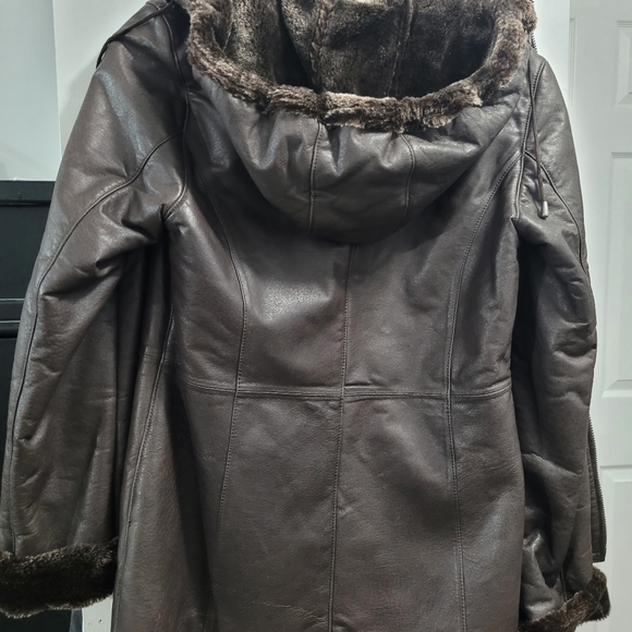 Jacket - Picture 2 of 4